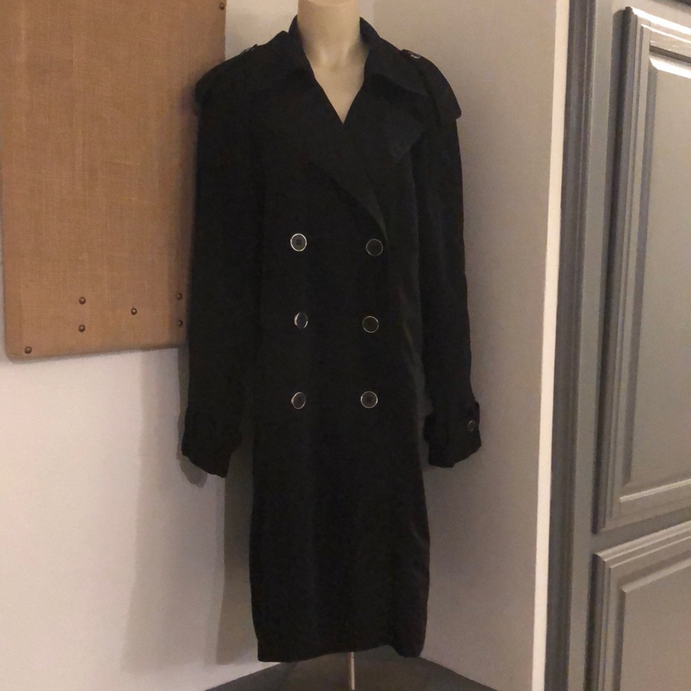 New York and Company Trench